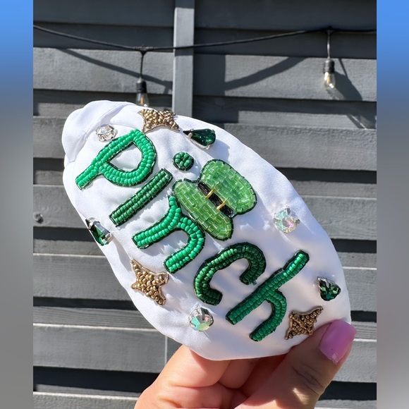 NWT - Pinch Proof ☘️ - Headband